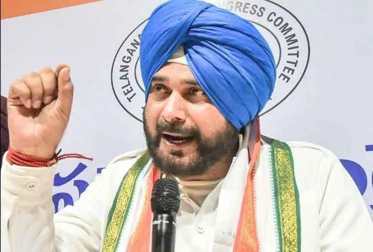पंजाब कांग्रेस में सिद्धू के खिलाफ बागी सुर, विधायक जीरा व पाहड़ा विरोध में उतरे