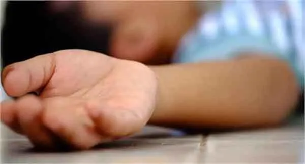 खुली जेल में बंदी के परिवार का दम घुटा, बच्चे की मौत