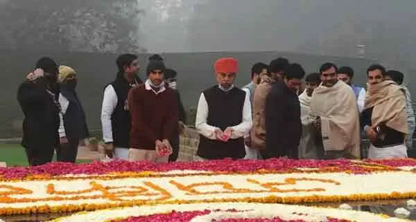 देश के किसानों के संकट का निवारण चरणसिंह के मार्ग पर चलने से संभव: रामपाल