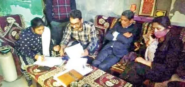 कन्या भ्रूण हत्या करती दाई गिरफ्तार