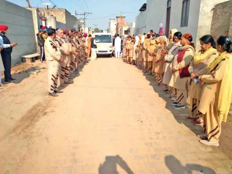 नेत्रदानी व शरीरदानी बनी माता अंग्रेज कौर इन्सां