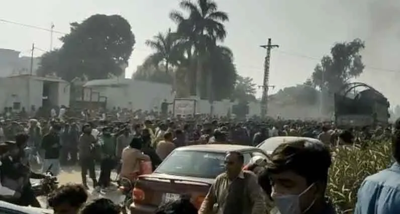 सियालकोट में ईशनिंदा के नाम पर श्रीलंकाई नागरिक की पीट-पीट कर हत्या
