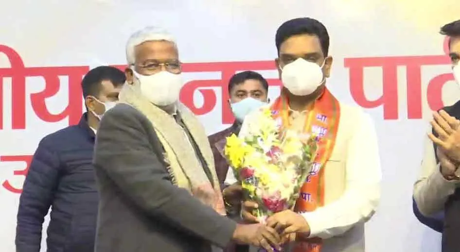 पूर्व आईपीएस असीम अरुण भाजपा में शामिल