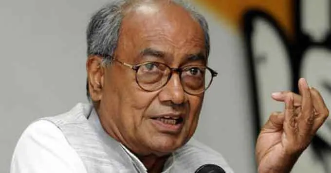 डेढ़ महीेने से मांग रहा था समय, कमलनाथ को दी गलत जानकारी : दिग्विजय