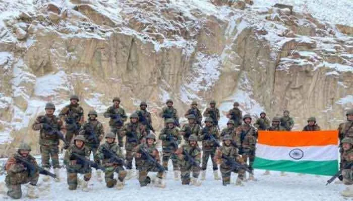 सेना ने गलवान घाटी में फहराया तिरंगा