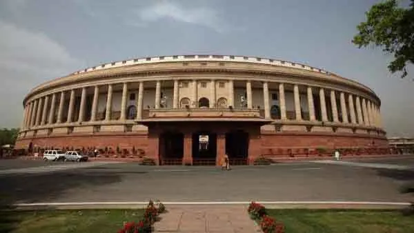 अब संसद में पहुंचा कोरोना: 400 से अधिक संसद कर्मचारी कोरोना संक्रमित