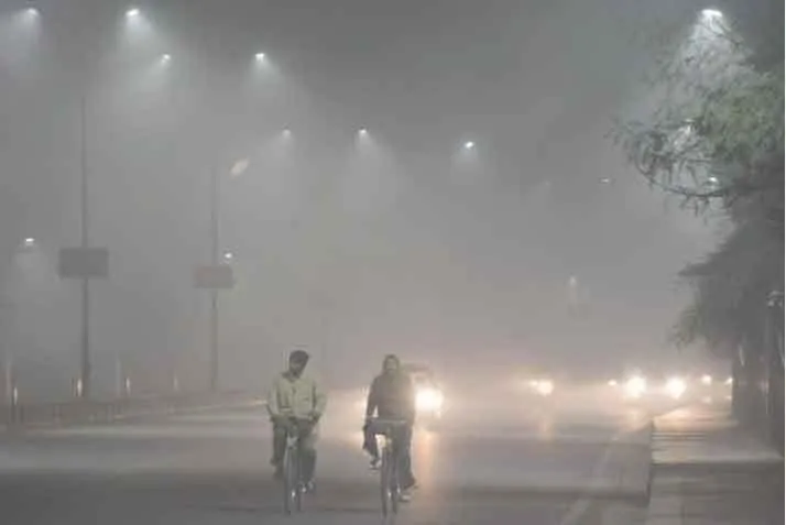 दिन में कड़ाके की ठंड से आम जनजीवन प्रभावित, हिसार रहा सबसे ठंडा