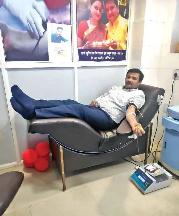 पटना के उपेंद्र इन्सां ने खूनदान कर बचाई युवती की जान