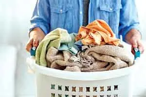 Wash-Woolen-Clothes-in-Wint