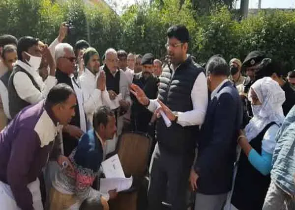 हरियाणा में कांग्रेस शासन जितनी लूट ना कभी हुई और ना होगी : दुष्यंत
