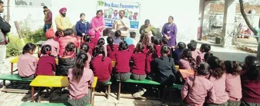 नेचुरल केयर चाइल्ड लाइन की टीम ने सरकारी प्राइमरी स्कूल गोबिंद नगर में किया प्रोग्राम