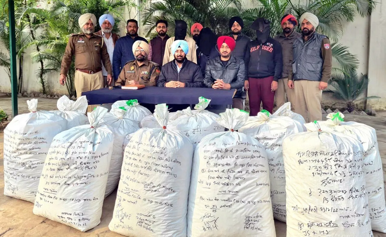 अंतरराज्जीय नशा तस्कर गिरोह का किया पर्दाफाश, तीन गिरफ्तार
