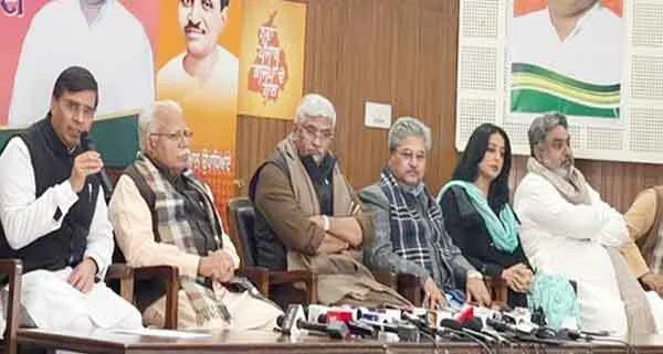 फिल्म अभिनेत्री माही गिल और अभिनेता हाबी धालीवाल भाजपा में शामिल