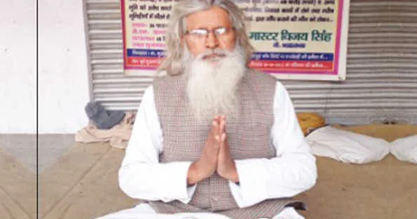 योगी के खिलाफ चुनाव लड़ने की मास्टर जी की हसरत रह गई अधूरी