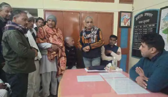 बाजार में दुकानदार से लूट का प्रयास नाकाम, शोर मचाने पर छोड़कर भागे बदमाश