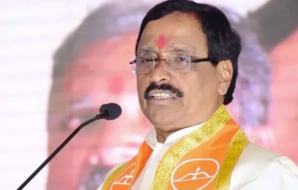 लोकसभा: साढ़े छह करोड़ लोग गरीब, पांच करोड़ बेरोजगार: राउत