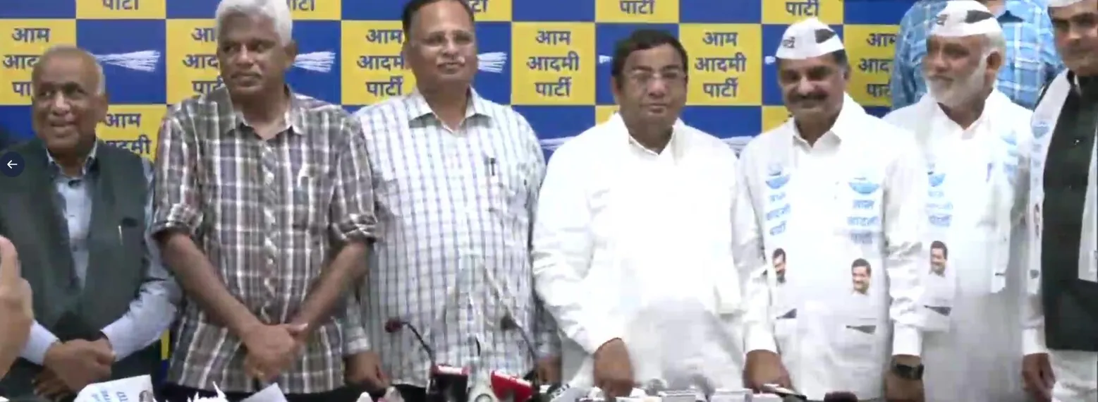 हरियाणा के 15 पूर्व विधायकों, मंत्री और समाजिक कार्यकर्ताओं ने थामा आप का दामन