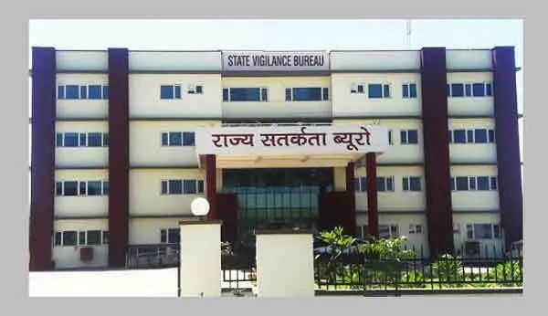 11 सरकारी कर्मियों के खिलाफ आपराधिक मामले दर्ज करने की सिफारिश