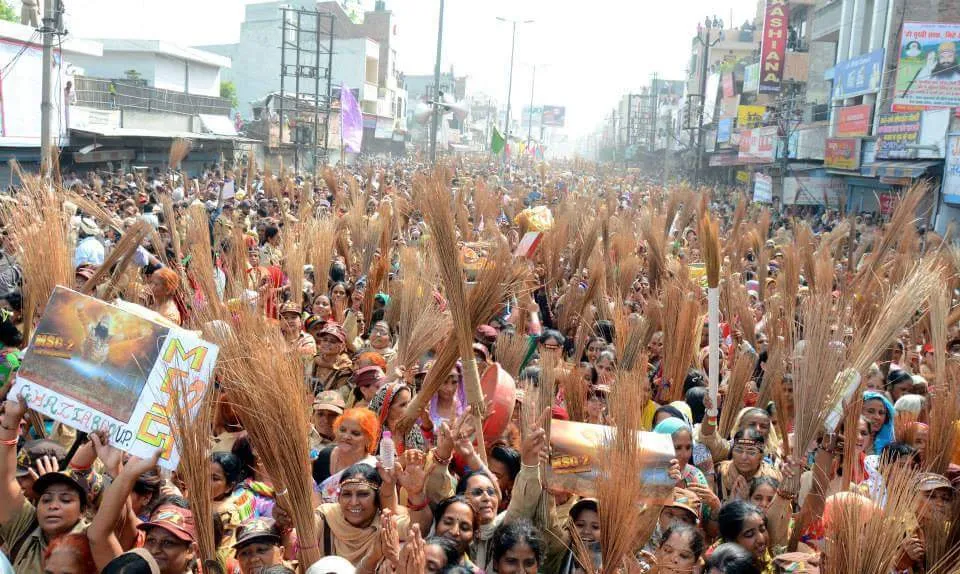 दिल्ली+उत्तर प्रदेश व अन्य राज्य सेवा क्षेत्र MG Road : जोन-बी, ईस्लामपुर झाडसा, गुरूग्राम सफाई अभियान में ब्लॉकों की जॉन वाइज डॅयूटी