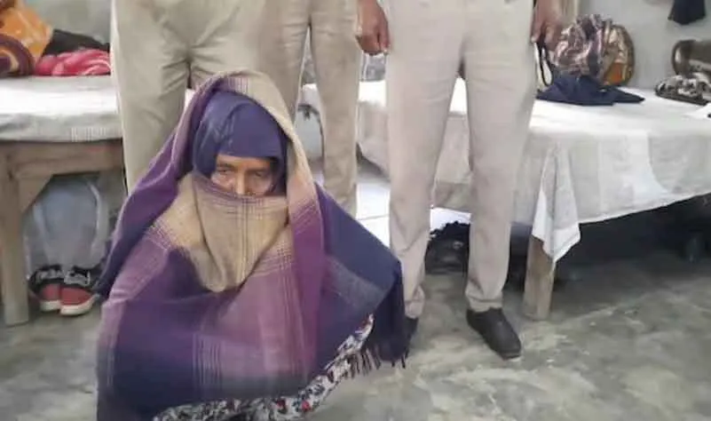 बेटा लेकर आता था नकली नोट, बाजार में चलाती थी महिला
