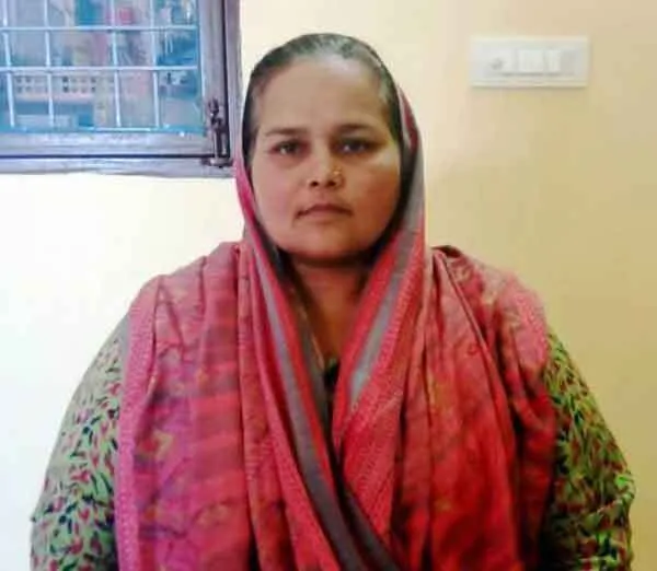 गेस्ट शिक्षिका को बिना नोटिस हटाने का आरोप