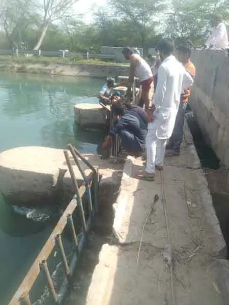 लंबोरिया की धर्मपत्नी व मासूम बच्चे का नहीं लगा सुराग