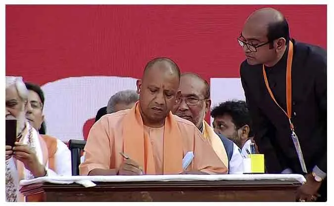 मंत्रिमंडल की पहली बैठक l उप्र में तीन महीने के लिए बढ़ाई गई मुफ्त राशन योजना