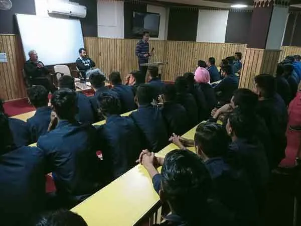 खिलाड़ियों का मनोविज्ञानिक रूप से मजबूत होना बेहद जरूरी: डॉ. दिलावर