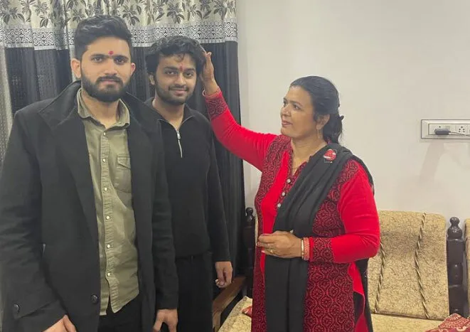 घर पहुंचे विद्यार्थी बोले, सोचा नहीं था कभी युद्ध में फंस जाएंगे