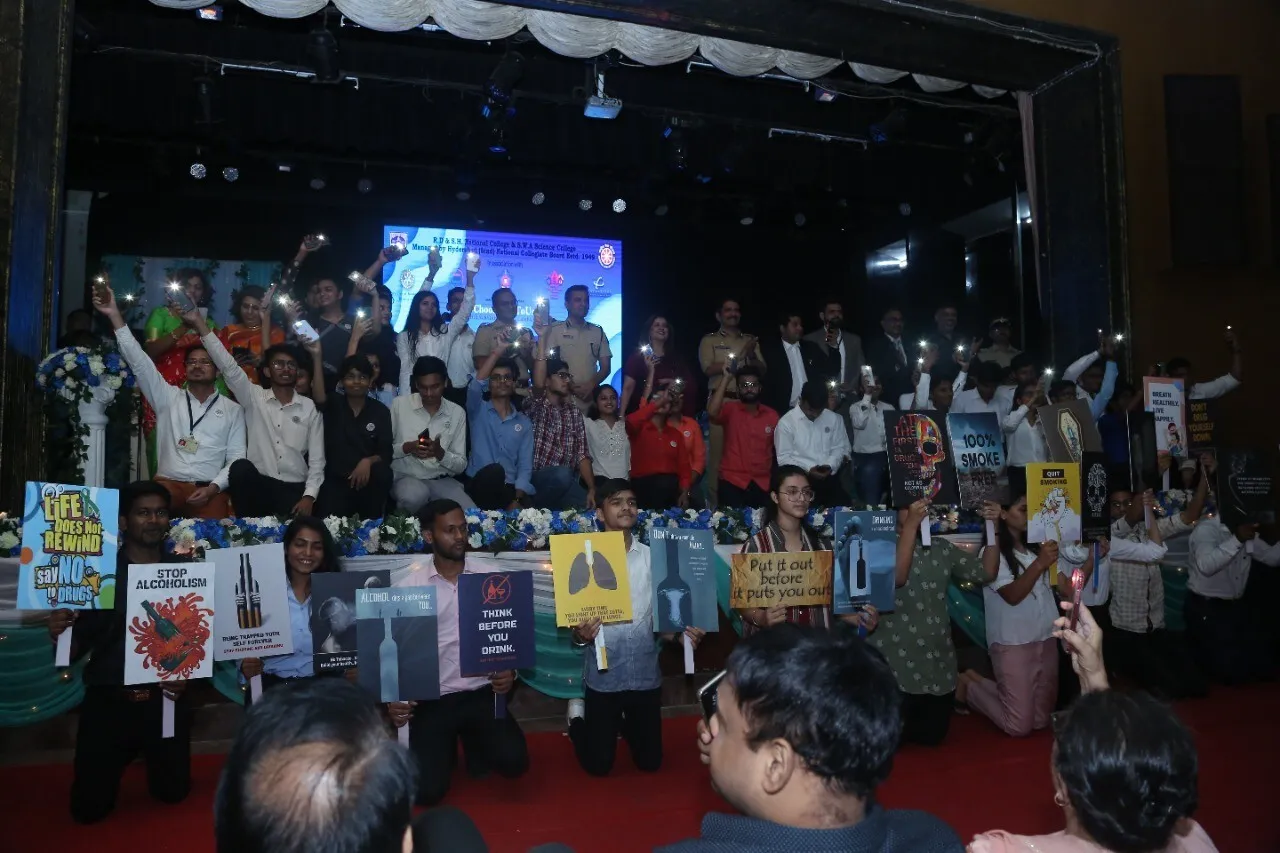 नेशनल कॉलेज, मुंबई पुलिस व रोट्रैक्ट क्लब की ओर से मादक व नशीले पदार्थ विरोधी संयुक्त अभियान शुरू