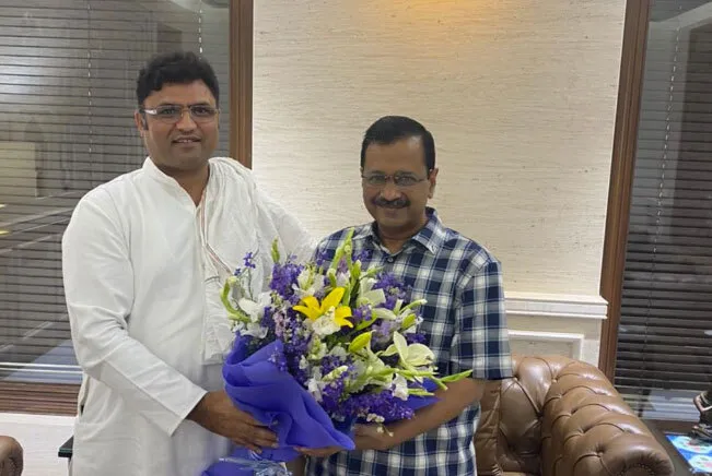 अशोक तंवर ने आप पार्टी का थामा दामन