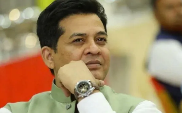 सरकार के खिलाफ लिखने वाला डॉक्टर आनंद राय दिल्ली से गिरफ्तार
