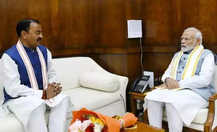 मौर्य ने की पीएम और शाह से मुलाकात