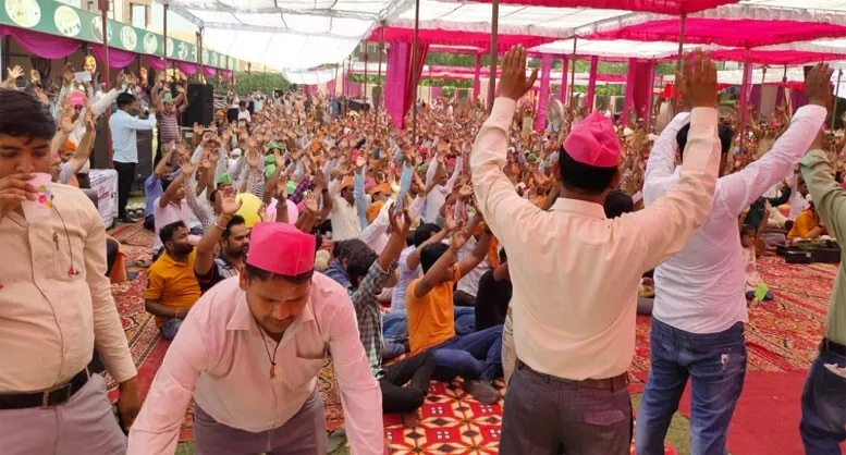 LIVE : गाजियाबाद में हर्षोल्लास से मनाया पावन भंडारा, भारी संख्या में पहुंची साध-संगत