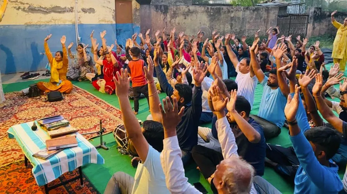 हिमाचल के ब्लॉकों की नामचर्चाओं में उमड़े डेरा श्रद्धालु, पूज्य गुरु जी पर जताया अटूट विश्वास