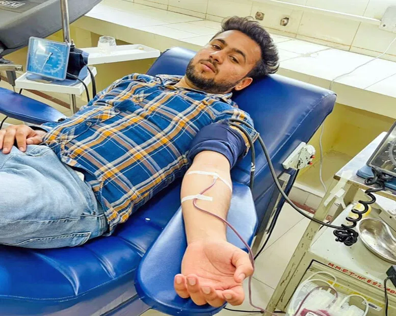 डेरा अनुयायी ने प्लेटलेट्स डोनेट कर महिला की बचाई जान
