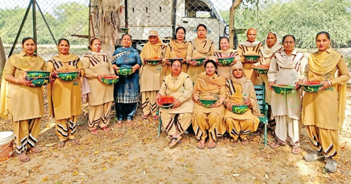 अब भूख और प्यास से नहीं मरेंगे बेजुबान ‘पक्षी’