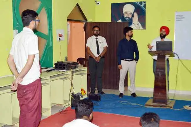 शाह सतनाम जी बॉयज स्कूल में वर्कशॉप का आयोजन