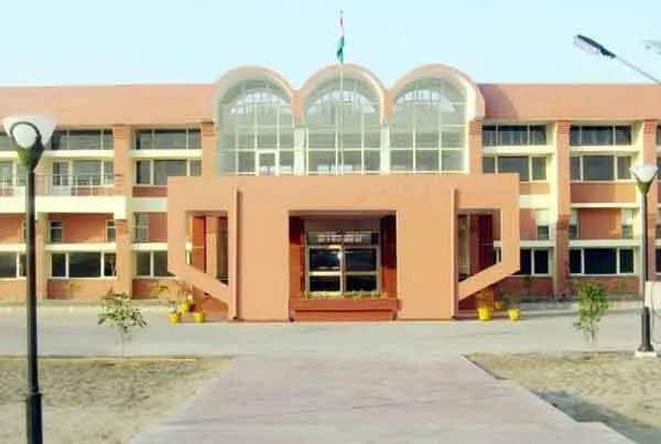 दीनबंधु छोटूराम यूनिवर्सिटी में बीएड परीक्षाएं 7 जून से