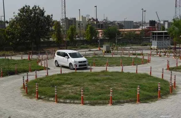 अब सूर्यास्त बाद भी ड्राइविंग टेस्ट दे सकेंगे दिल्ली के लोग