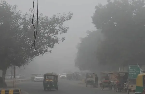 दिल्ली में हल्की बारिश व बूंदाबांदी के आसार