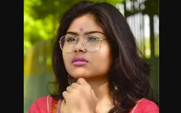 अभिनेत्री मंजूषा का शव मिला फांसी पर लटकता