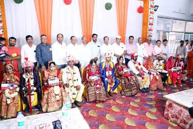 जरूरतमंद परिवारों की कन्या का सामूहिक विवाह