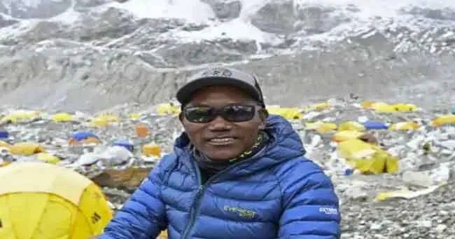 नेपाली शेरपा ने माउंट एवरेस्ट फतह का बनाया नया विश्व रिकॉर्ड