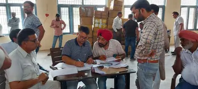 पहली बार ग्रीष्मकालीन अवकाश में टैब पर होगी ऑनलाइन पढ़ाई