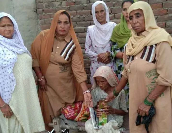 साध-संगत ने ‘अनाथ मातृ-पितृ सेवा’ कर निभाया मानव धर्म