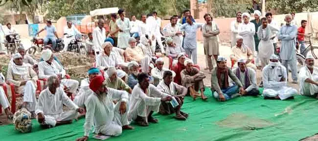 ‘बेरोजगारी की पीड़ा झेलने को मजबूर युवा’