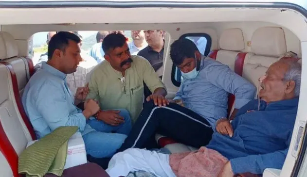 सुखराम की ब्रेन स्ट्रोक होने के बाद हालत नाजुक