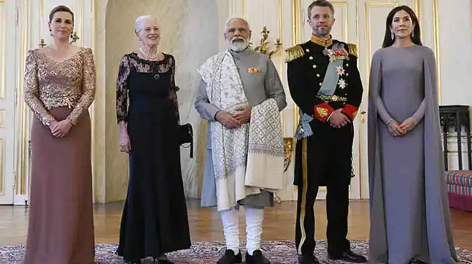 डेनमार्क की महारानी से प्रधानमंत्री मोदी ने की मुलाकात