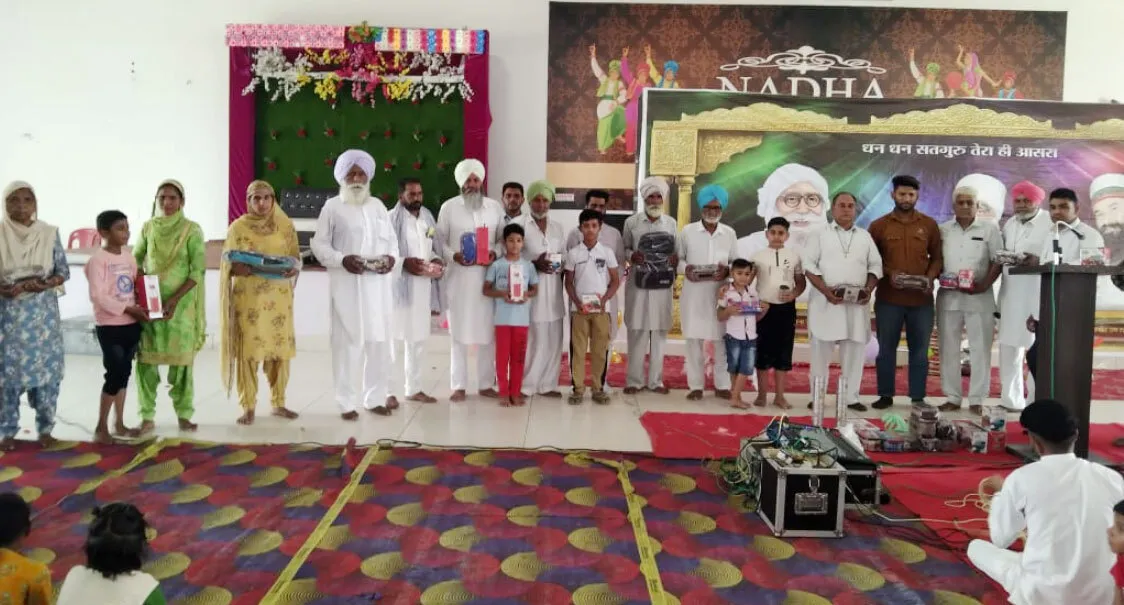 रतनगढ़ की साध-संगत ने धूमधाम से मनाया स्थापना दिवस